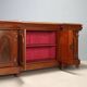 Victorian buffet in mahogany with 3 drawers, Italy, 19th century.