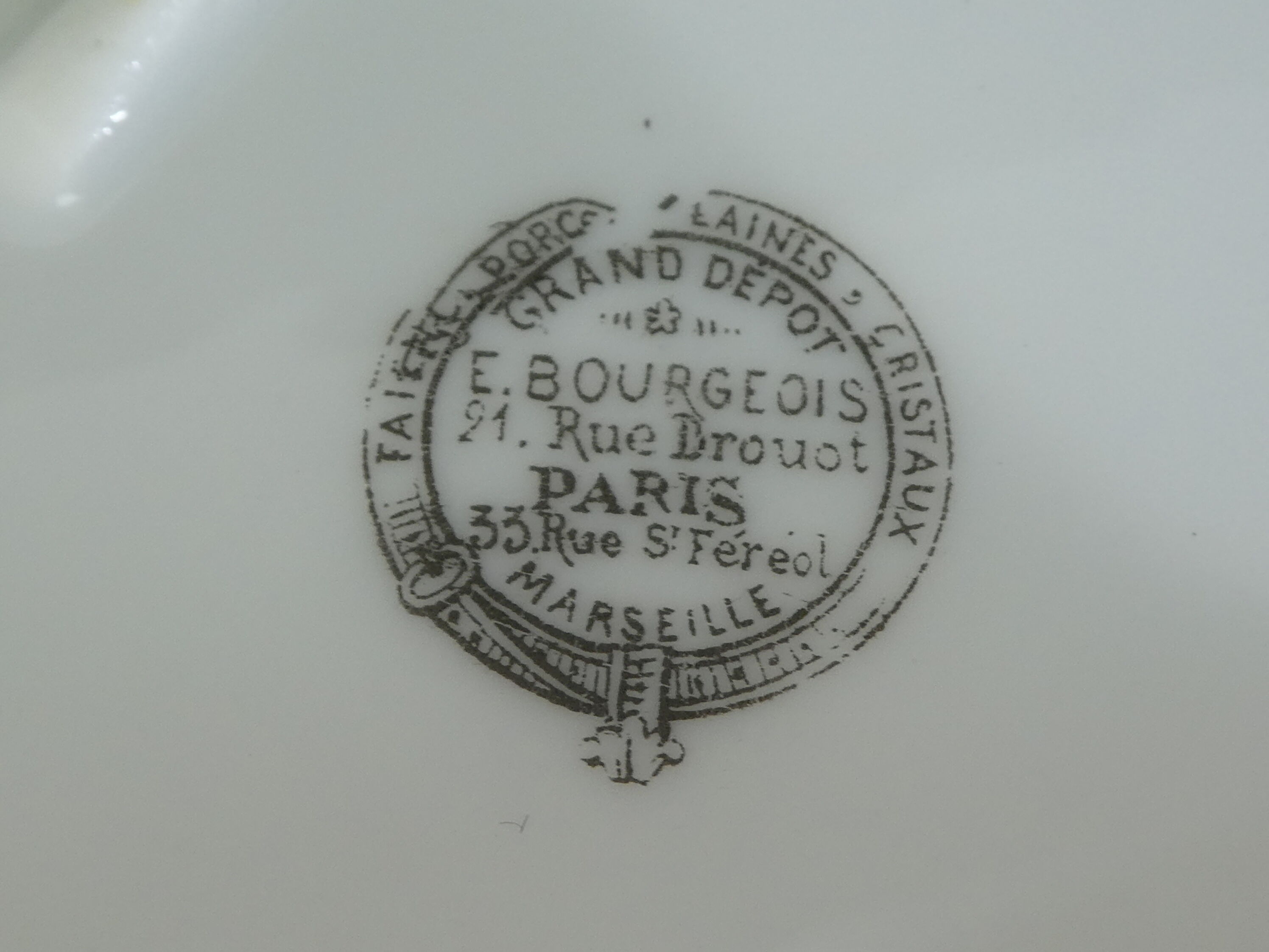 Oval dish in Limoges porcelain for E.Bourgeois paris