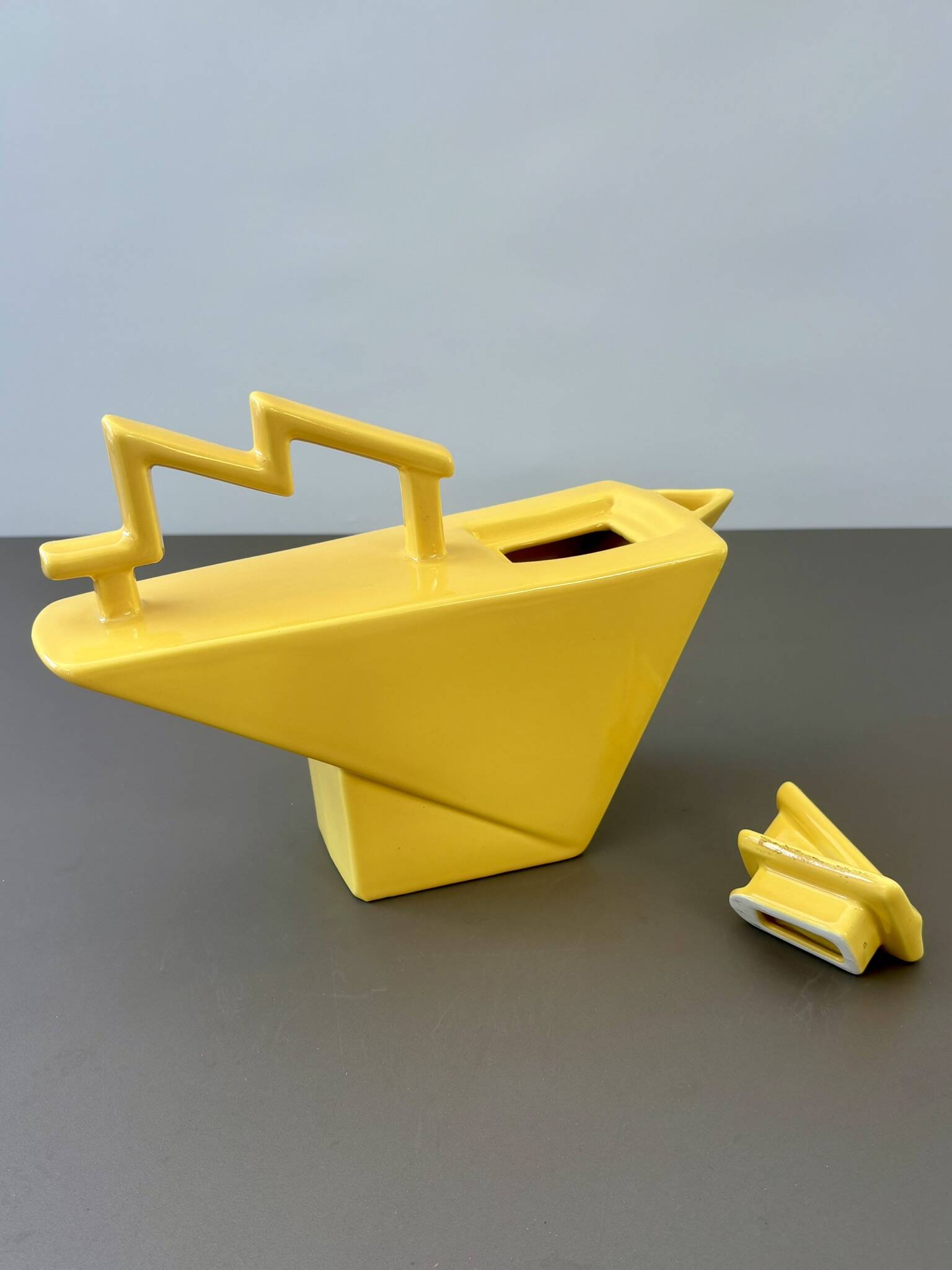 Casenove teapot