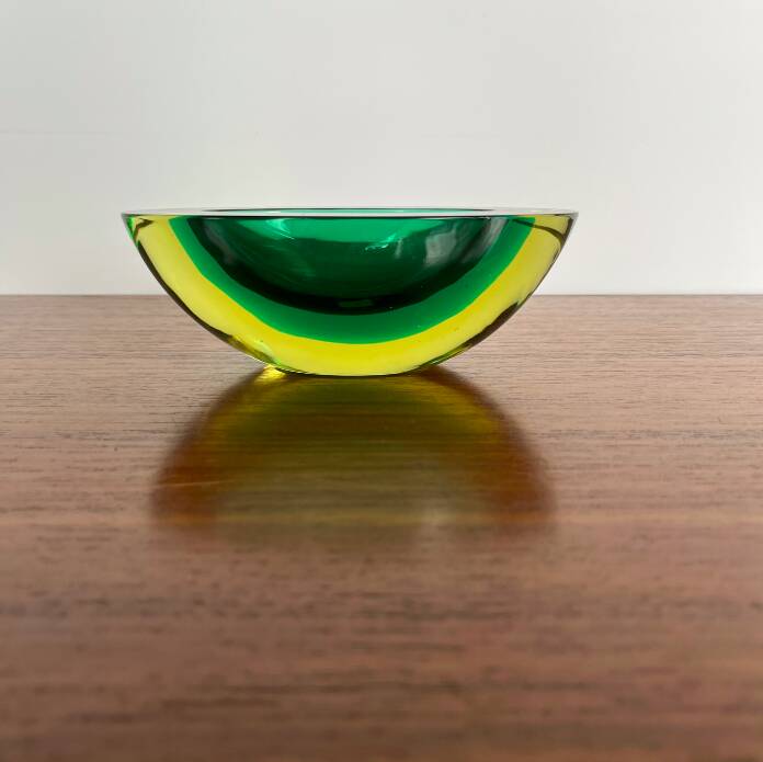 Murano glass ashtray att. Flavio Poli