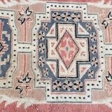 Oriental carpet wool