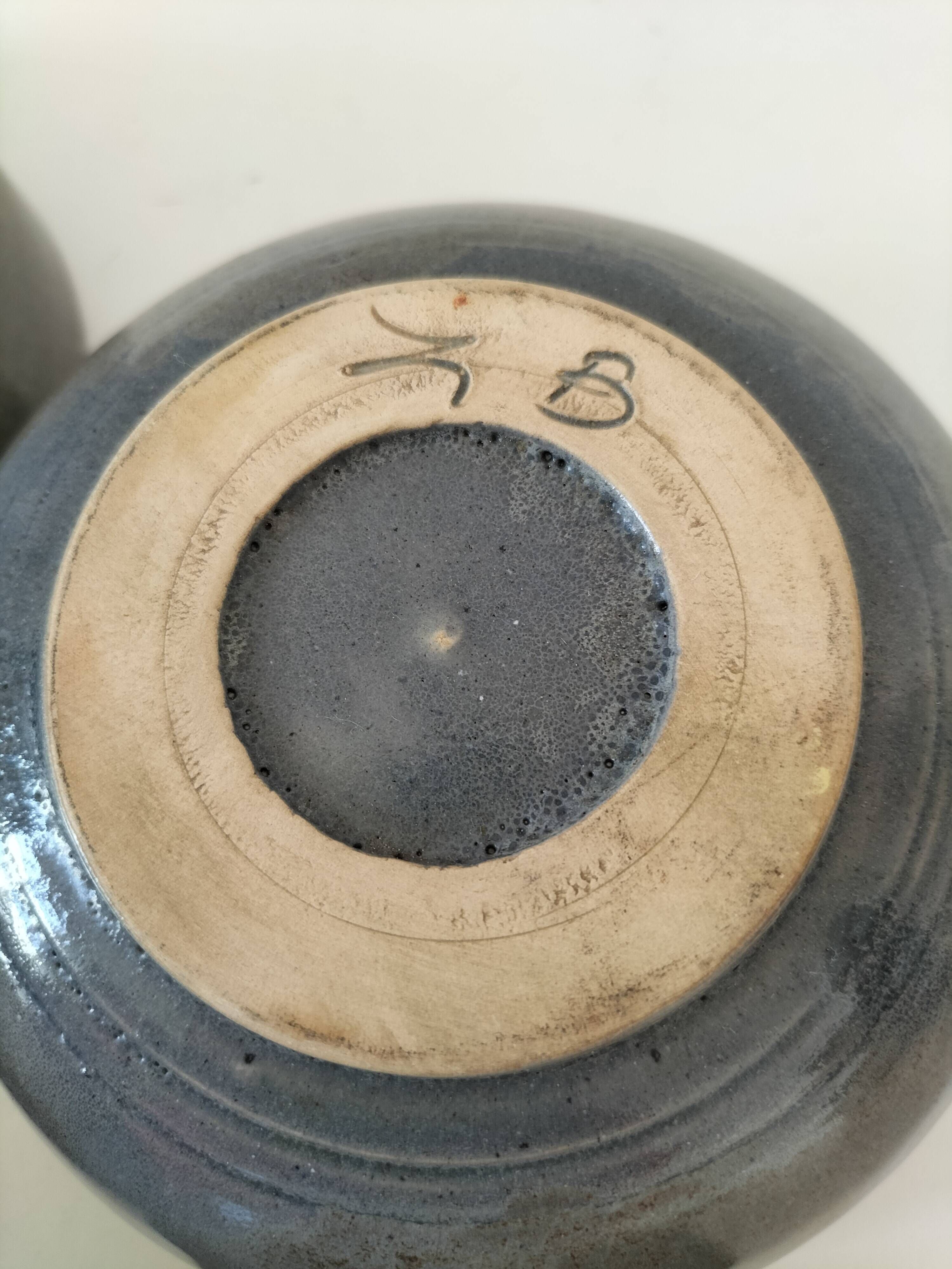 4 handmade ceramic bowls – Grey-blue glaze and mineral shades