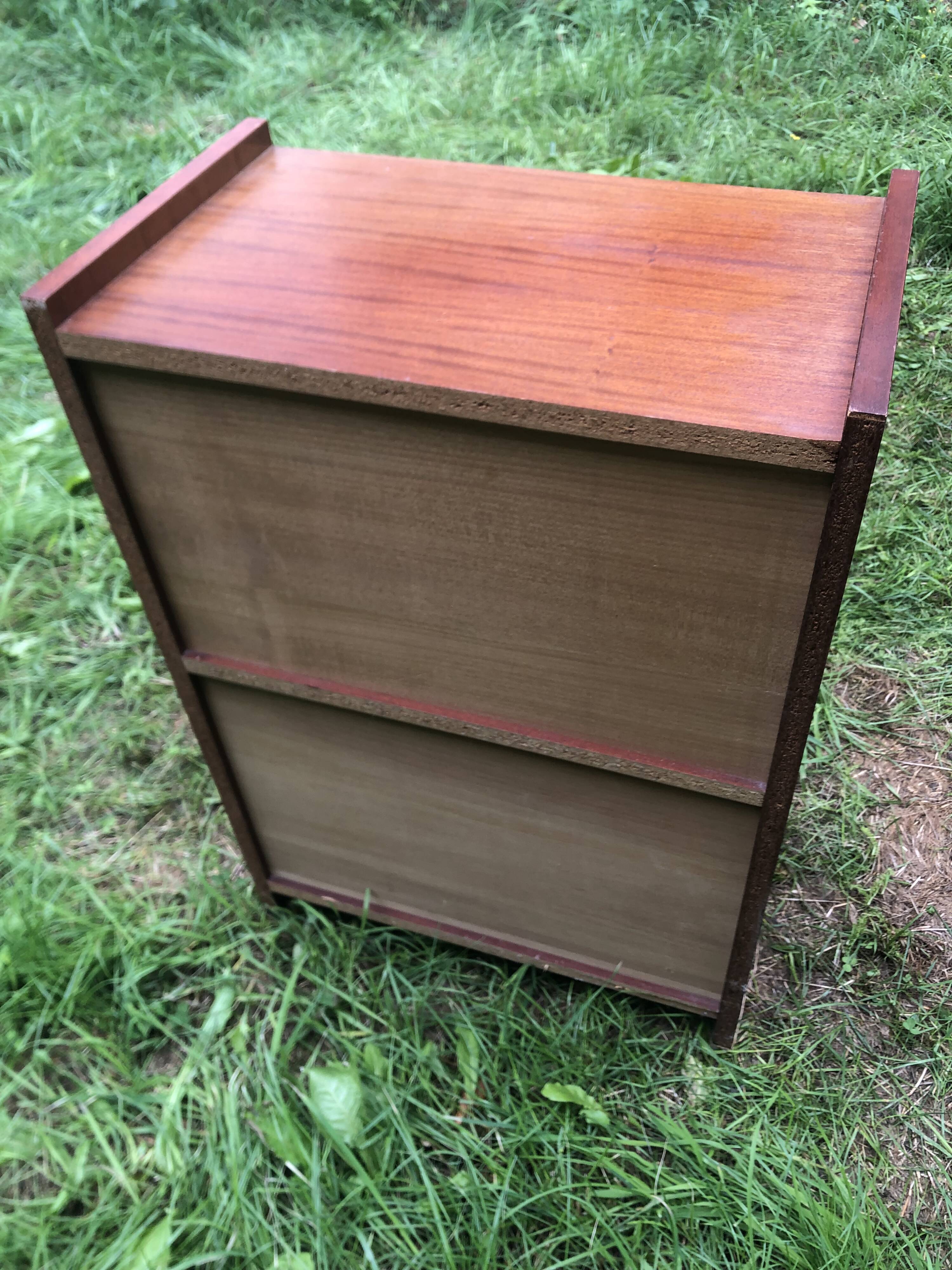 Showcase furniture storage vintage sliding windows 60s/70s