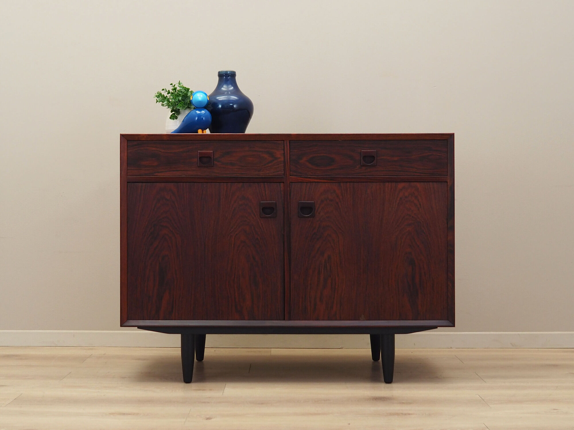Buffet en palissandre, design danois, années 1960, fabricant: Brouer