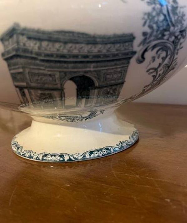 Soupière en terre de fer ''Monuments de Paris