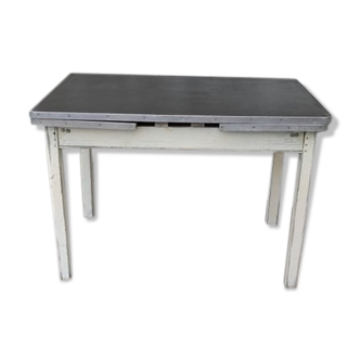 Extensible table