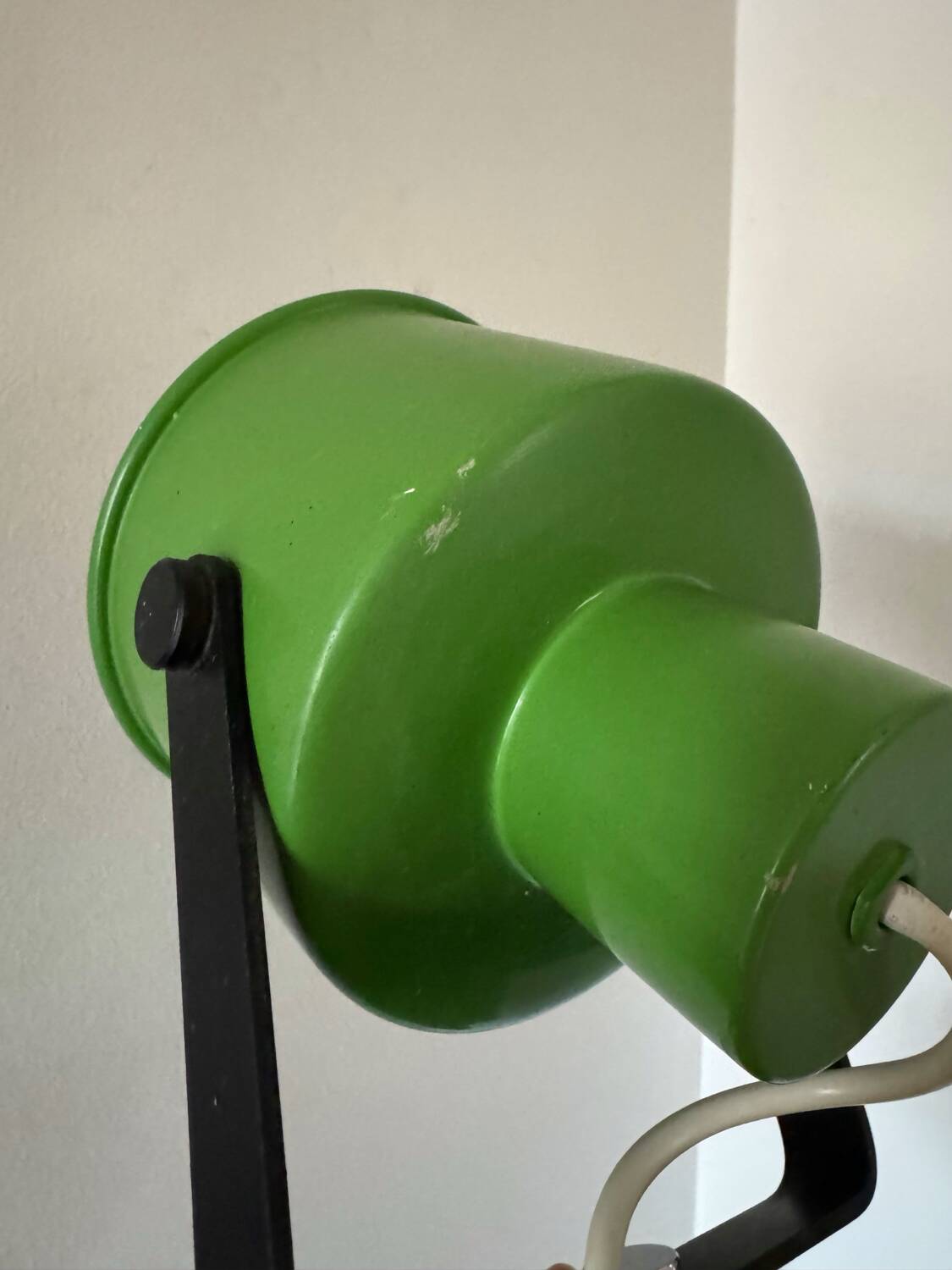 Green spot wall light from the 70s