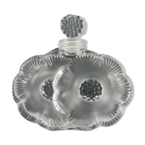 flacon en cristal Lalique,