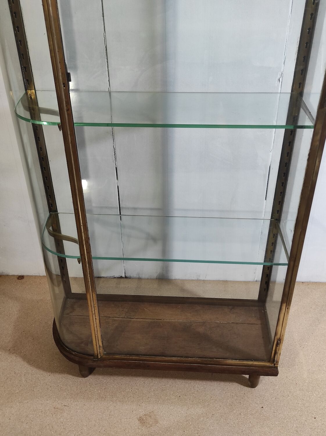 Jeweler's showcase in brass and glass - circa 1900