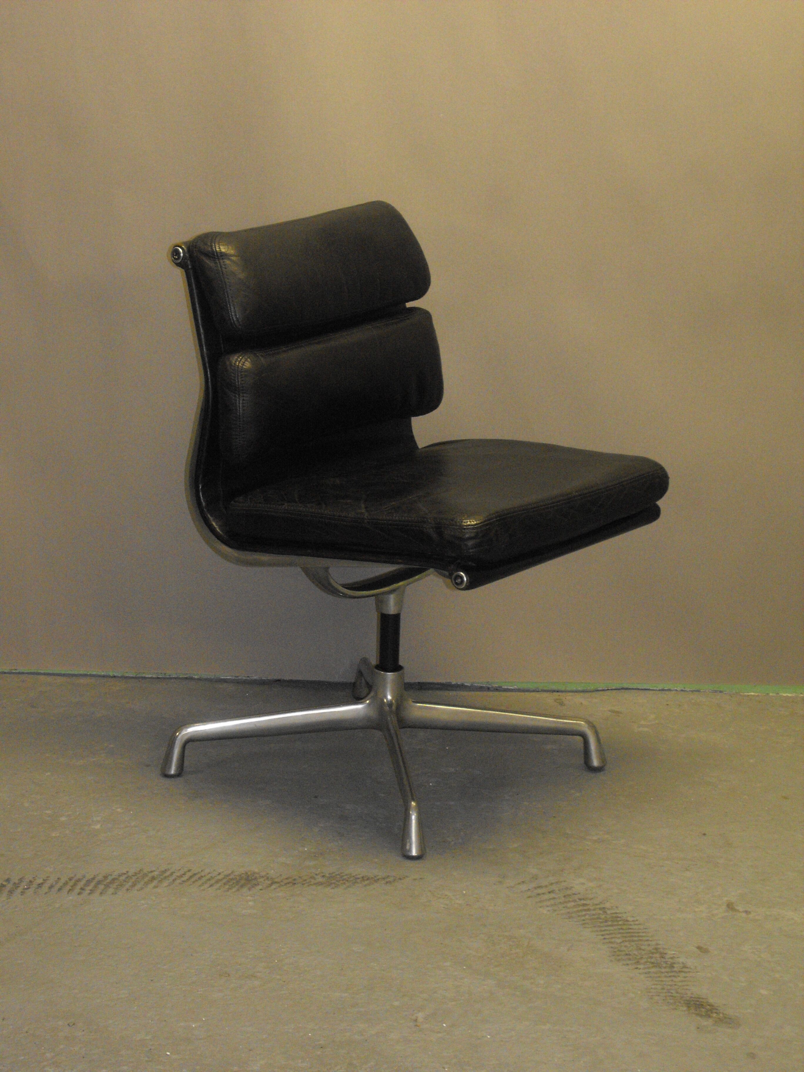 Soft pad by Charles & Ray Eames for Herman Miller 1970