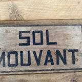 Hand-painted wooden plate "moving floor"