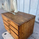 Meuble de rangement ancien