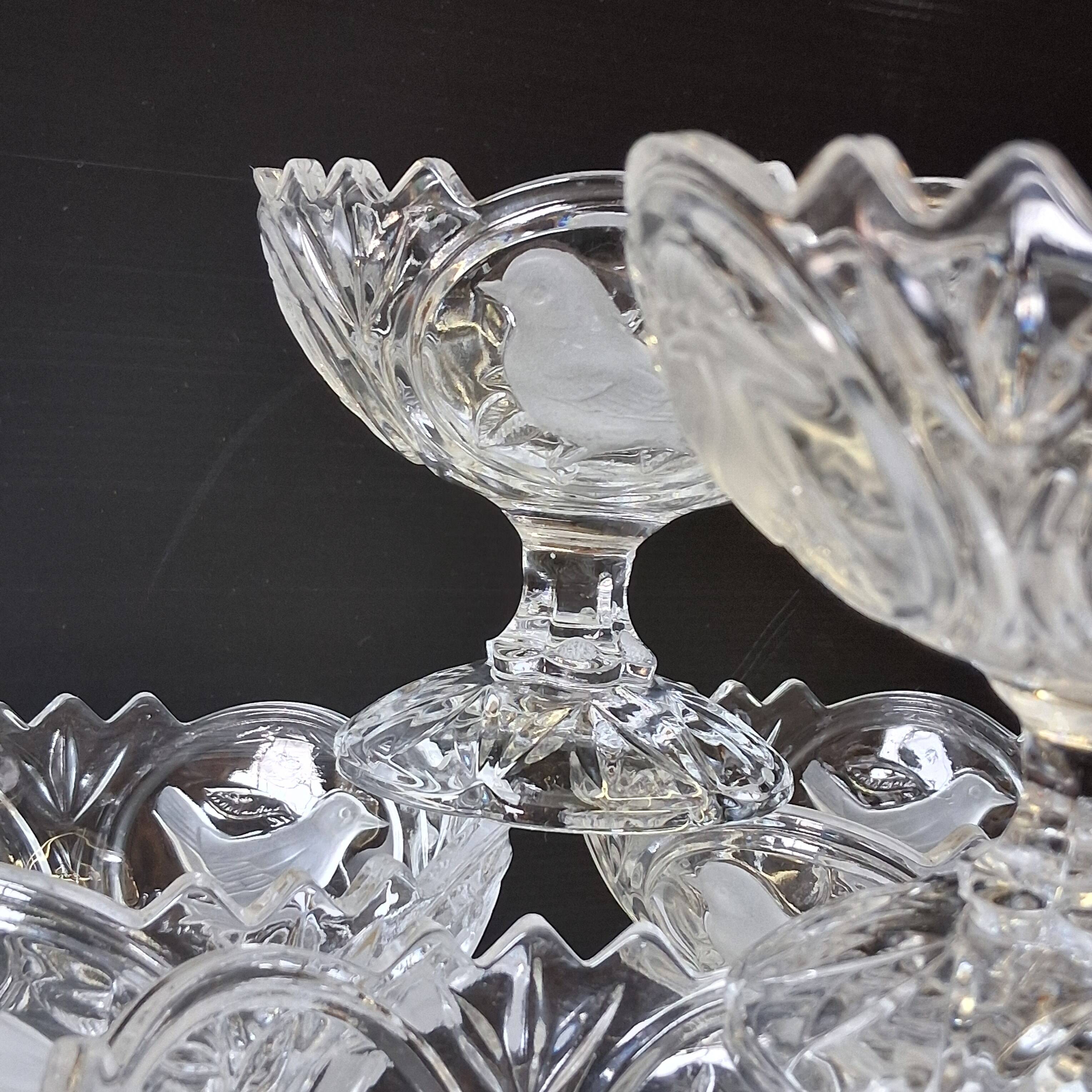 6 glass ice cream bowls in very good condition