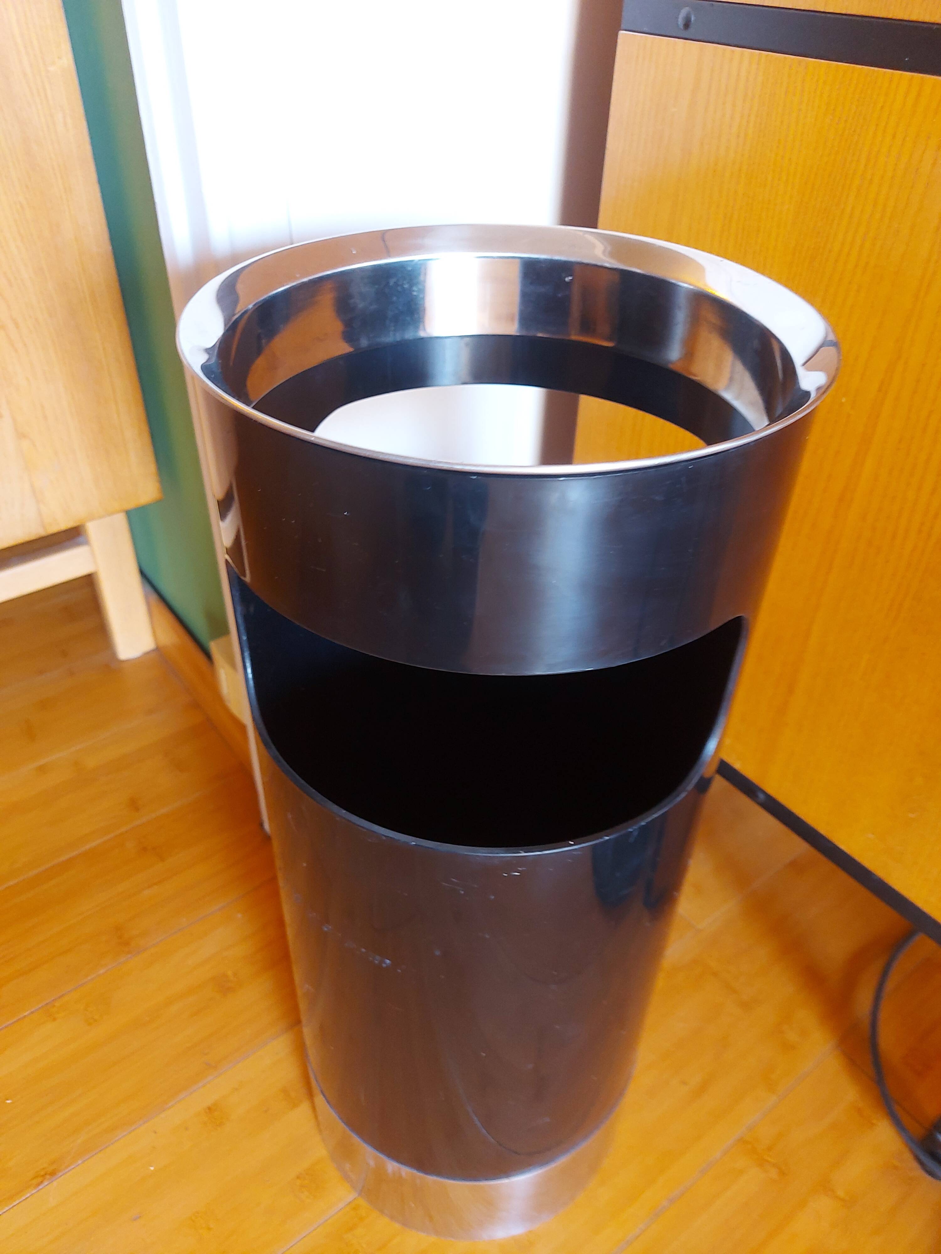 Umbrella stand by, vintage Gino Colombini for Kartell