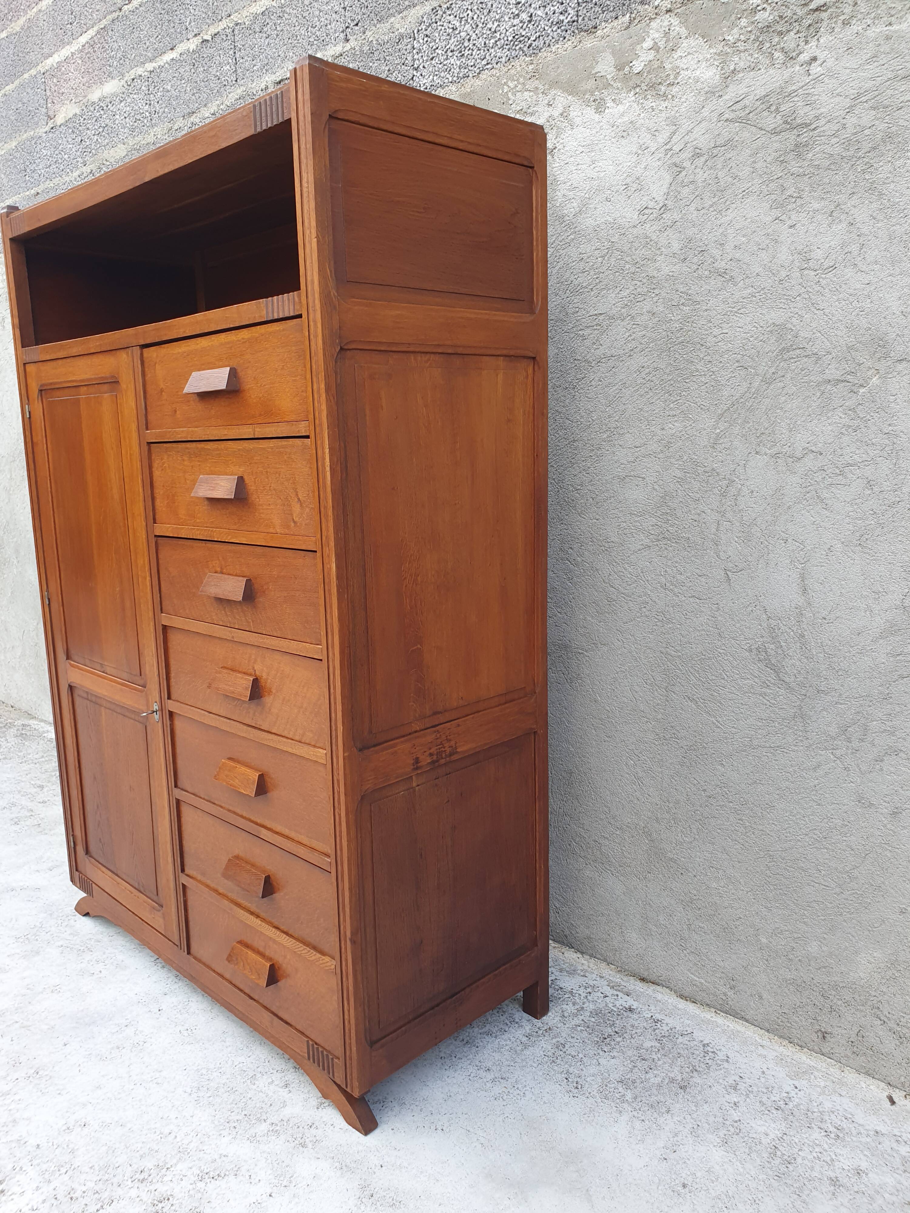 Armoire