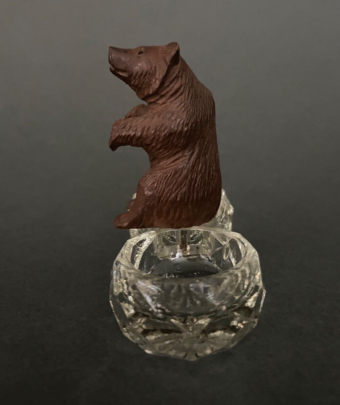 Pepper shaker with bear decoration Black Forest Black Forest early twentieth century
