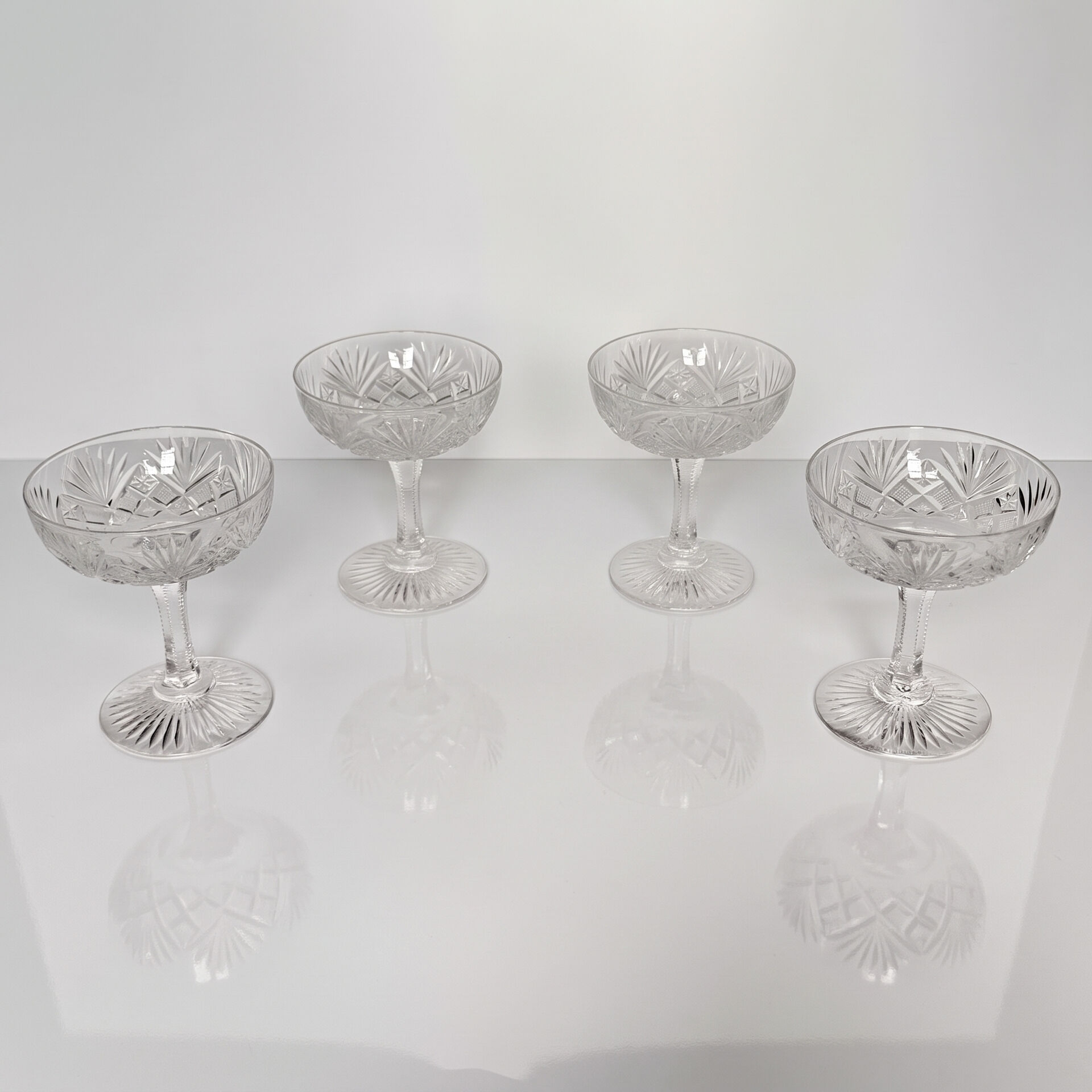 Set of 4 crystal champagne glasses from Saint-Louis | Gavarni model