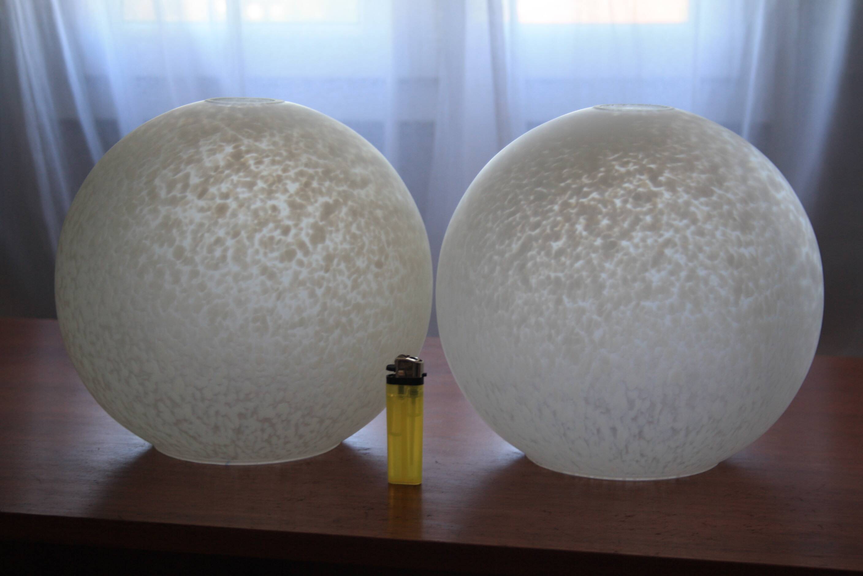 XXL Clichy glass spherical pendant light