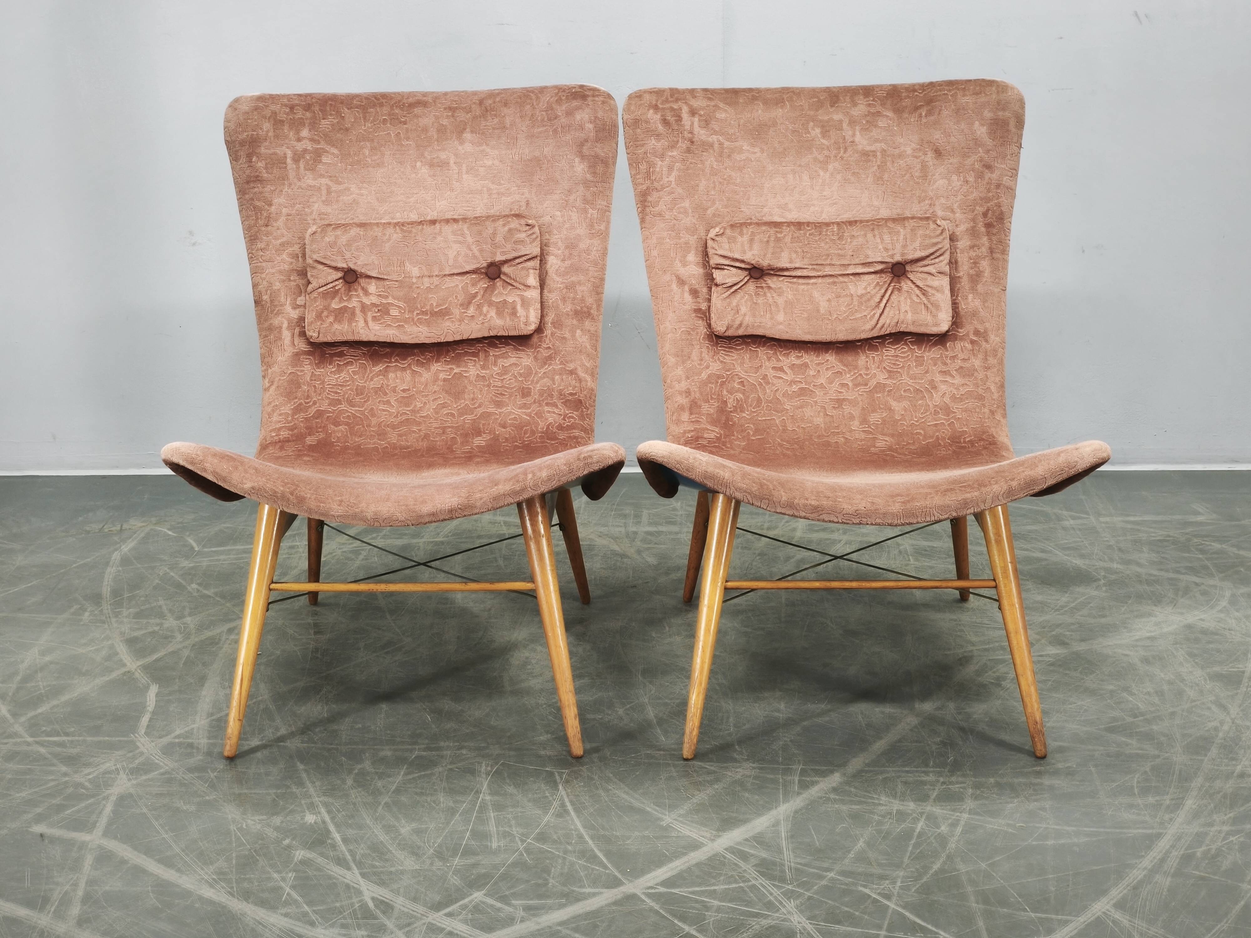 Pair of Miroslav Navrátil Shell Lounge Chairs, Czechoslovakia 1960s