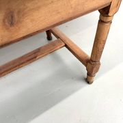 Grande table de ferme à rallonges en merisier massif - Années 1900