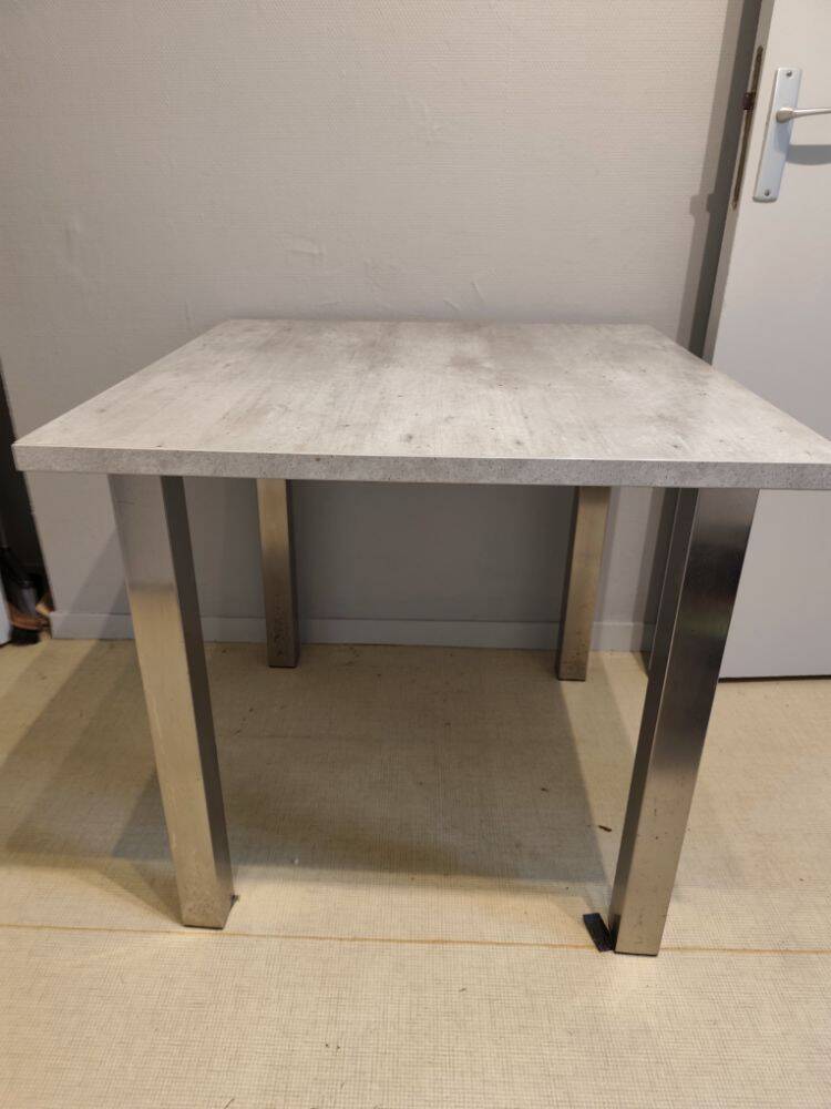 Kitchen or dining room table | Industrial and modern design