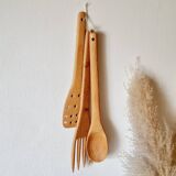 Set of 3 wooden kitchen utensils