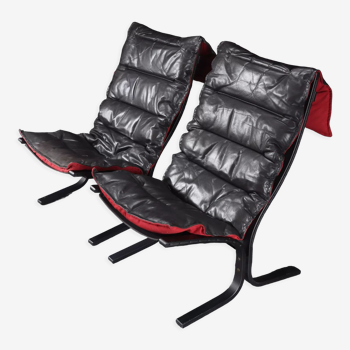 Fauteuil et ottoman vintage Siesta en cuir noir avec dossier rouge par Ingmar Relling