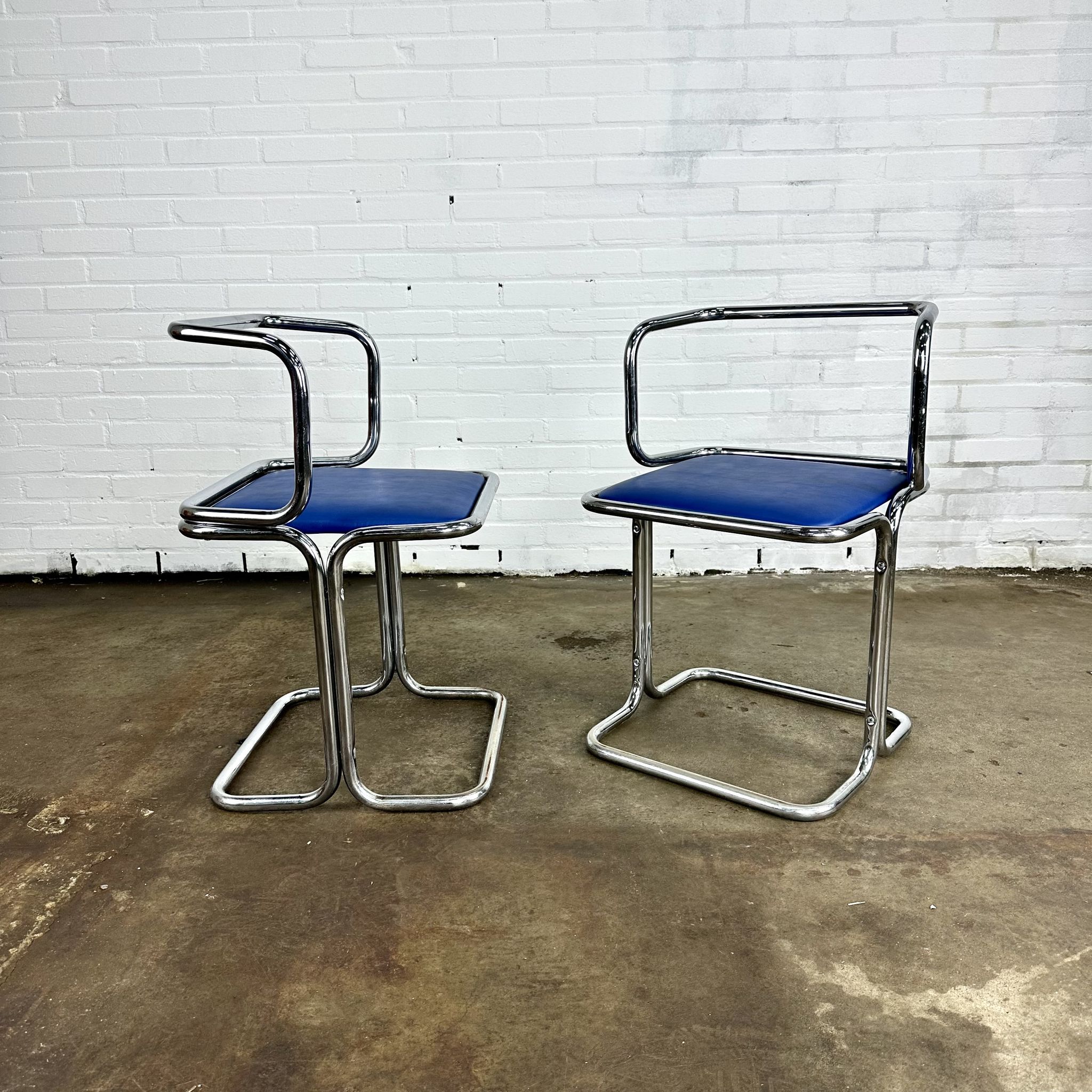 Vintage design tube frame dining chairs
