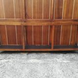 XXL locker room