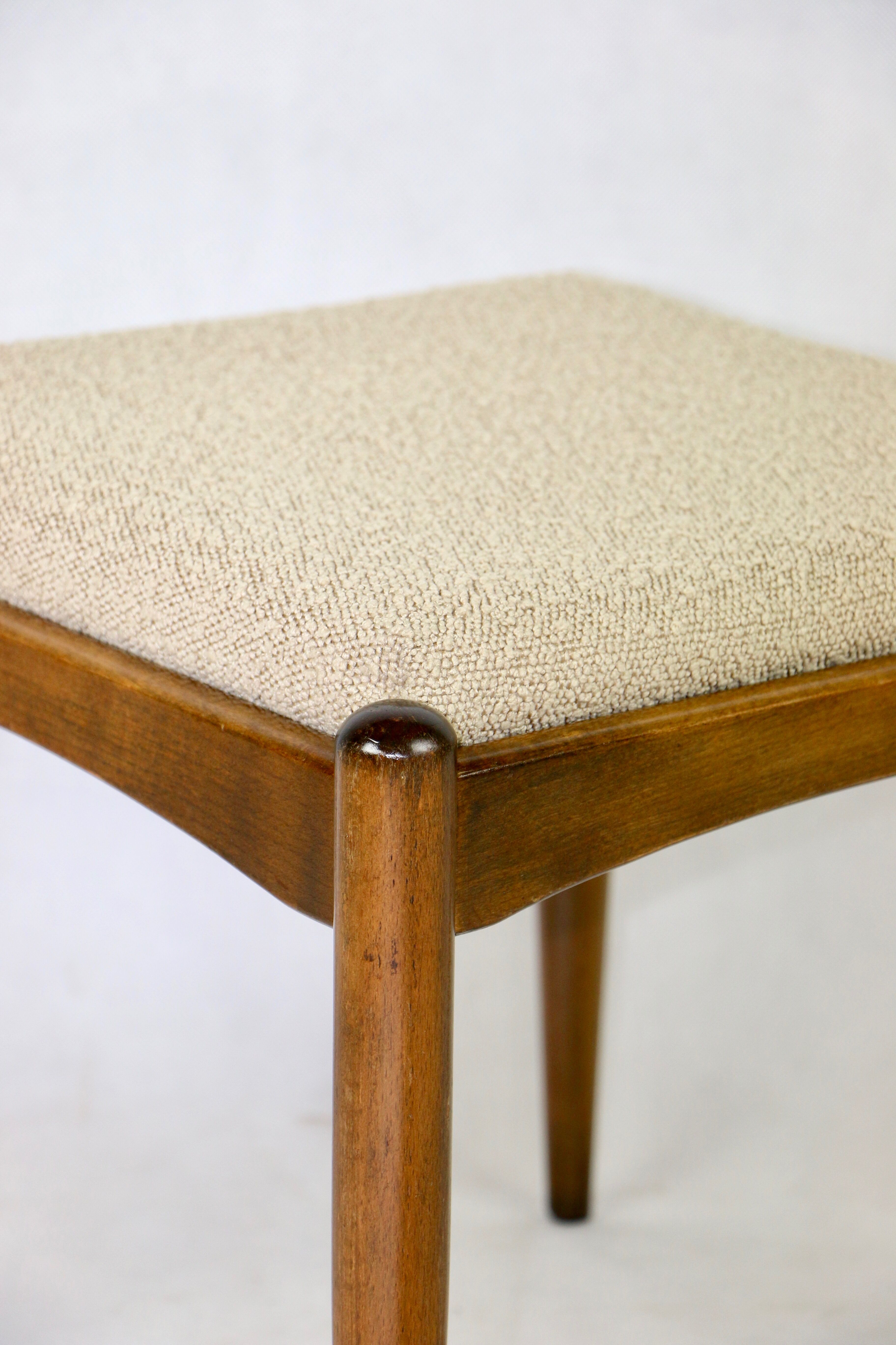 Vintage beige stool by Homa, 1970s