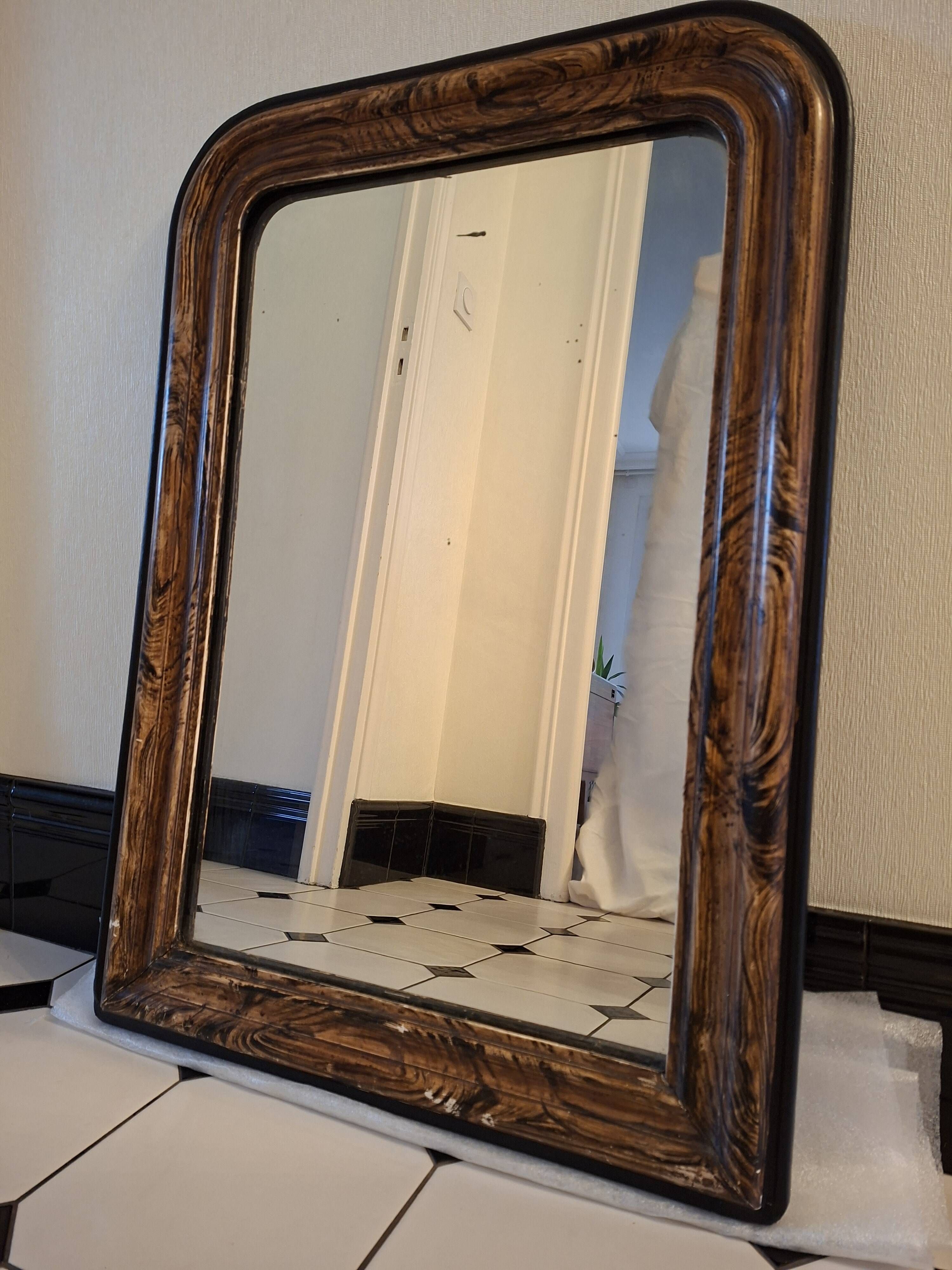 Antique Louis-Philippe mirror in stucco – Superb faux-wood decoration