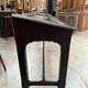 Console vitrine de musée fin XIXème