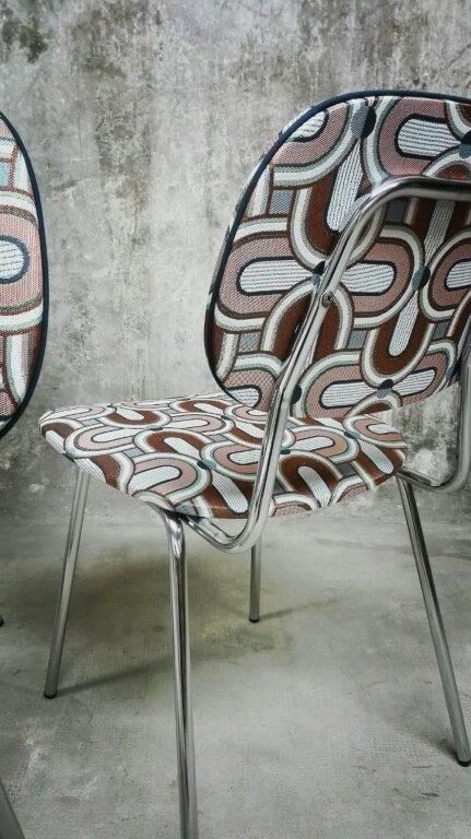 Series of four vintage italian chairs in chrome steel