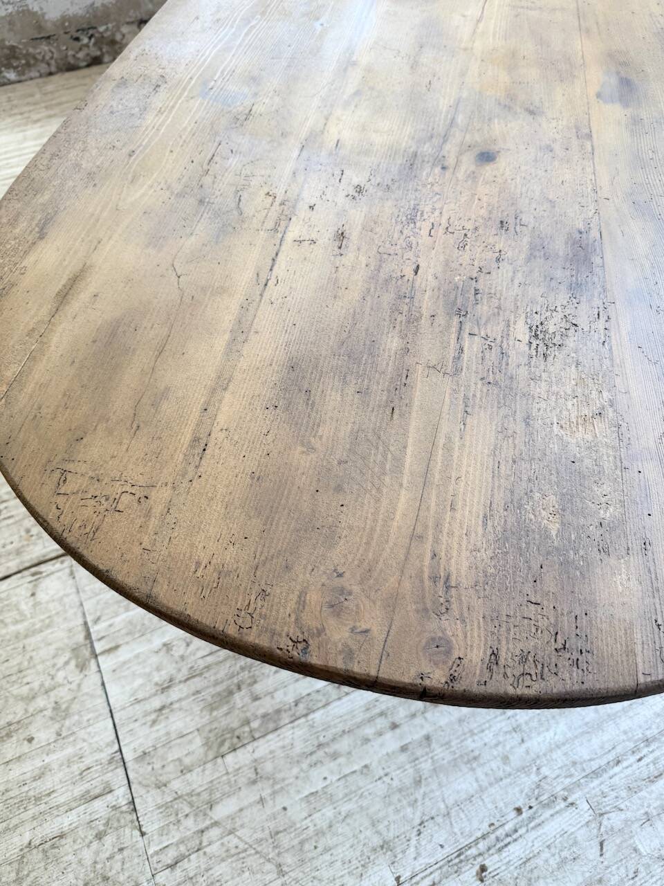 Oval farmhouse table 250cm pine