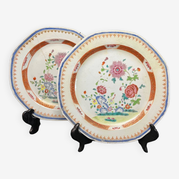 China Compagnie des Indes pair of octagonal plates 18th century