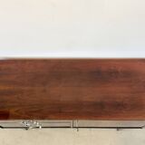 Subtle high-gloss sideboard in Scandinavian style