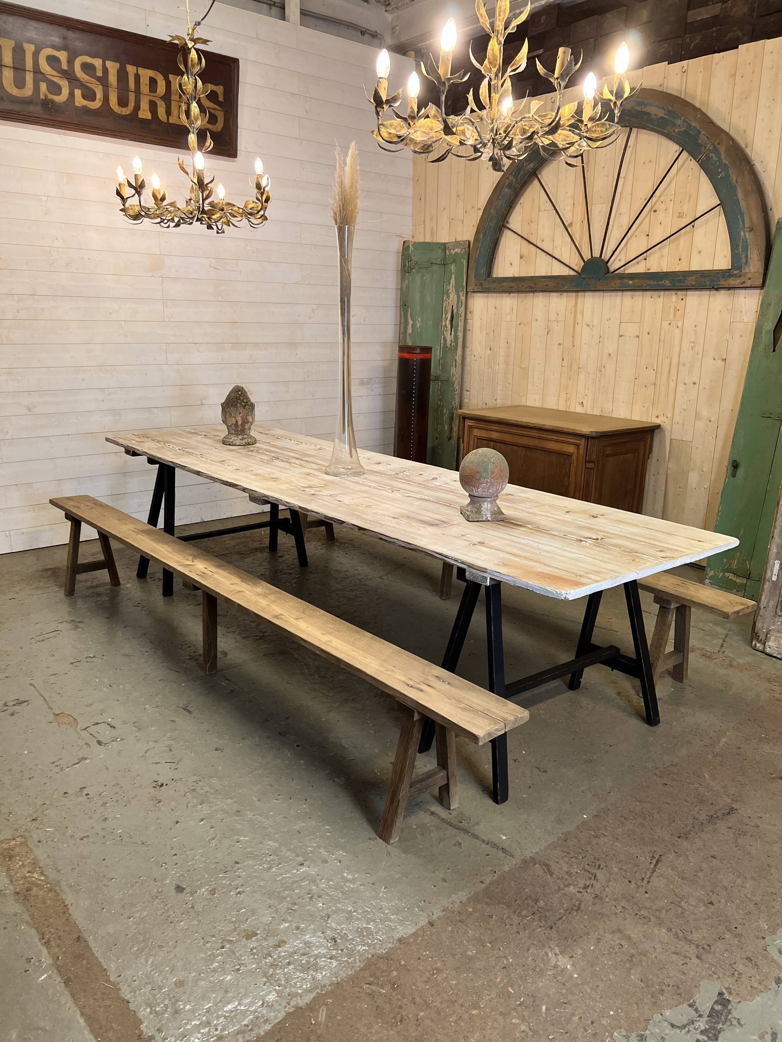 Large pine guinguette farm table