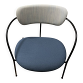 Pavilion AV11 Armchair &Tradition