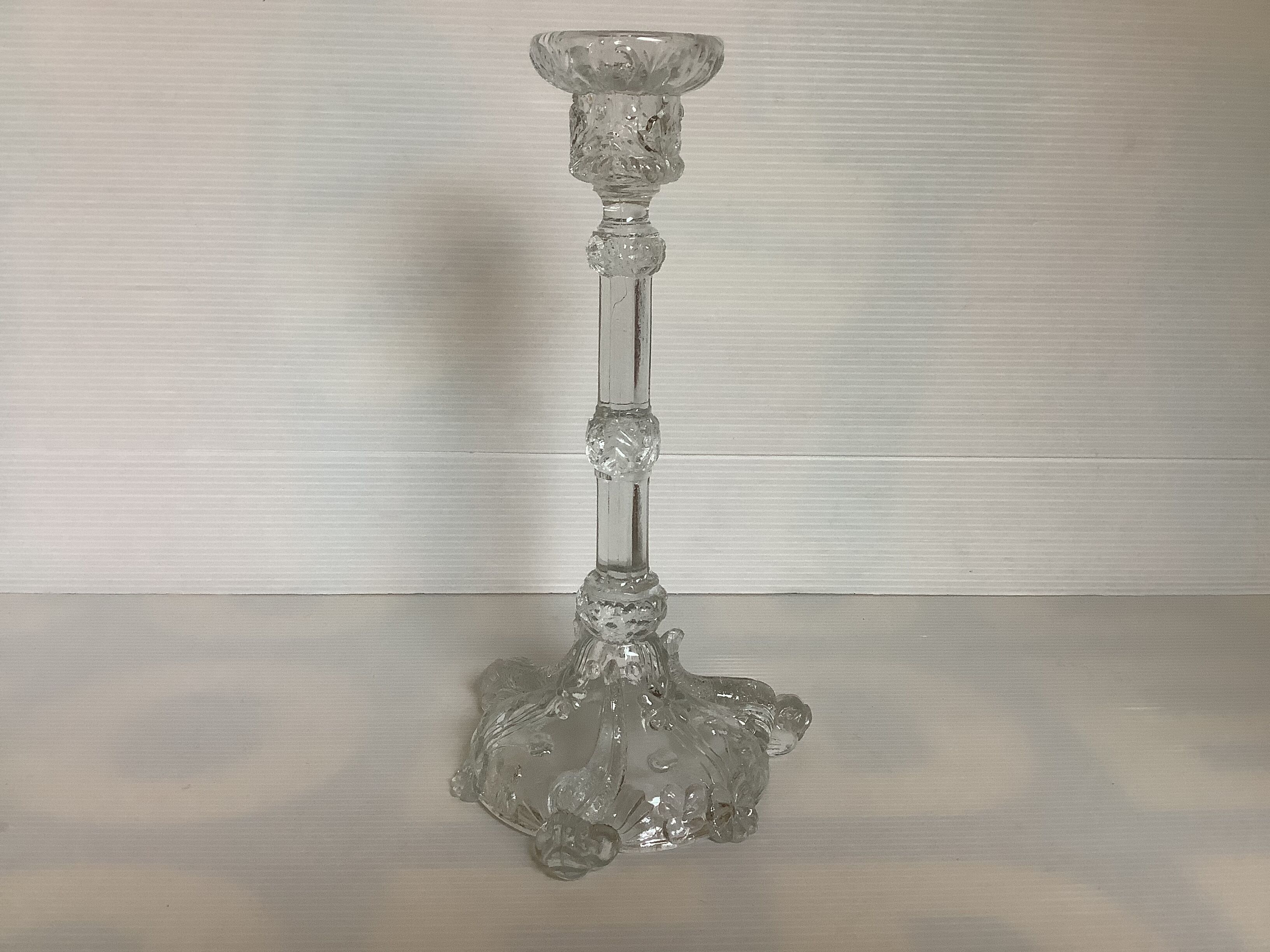 Molded glass candle holder thick fish and flowers