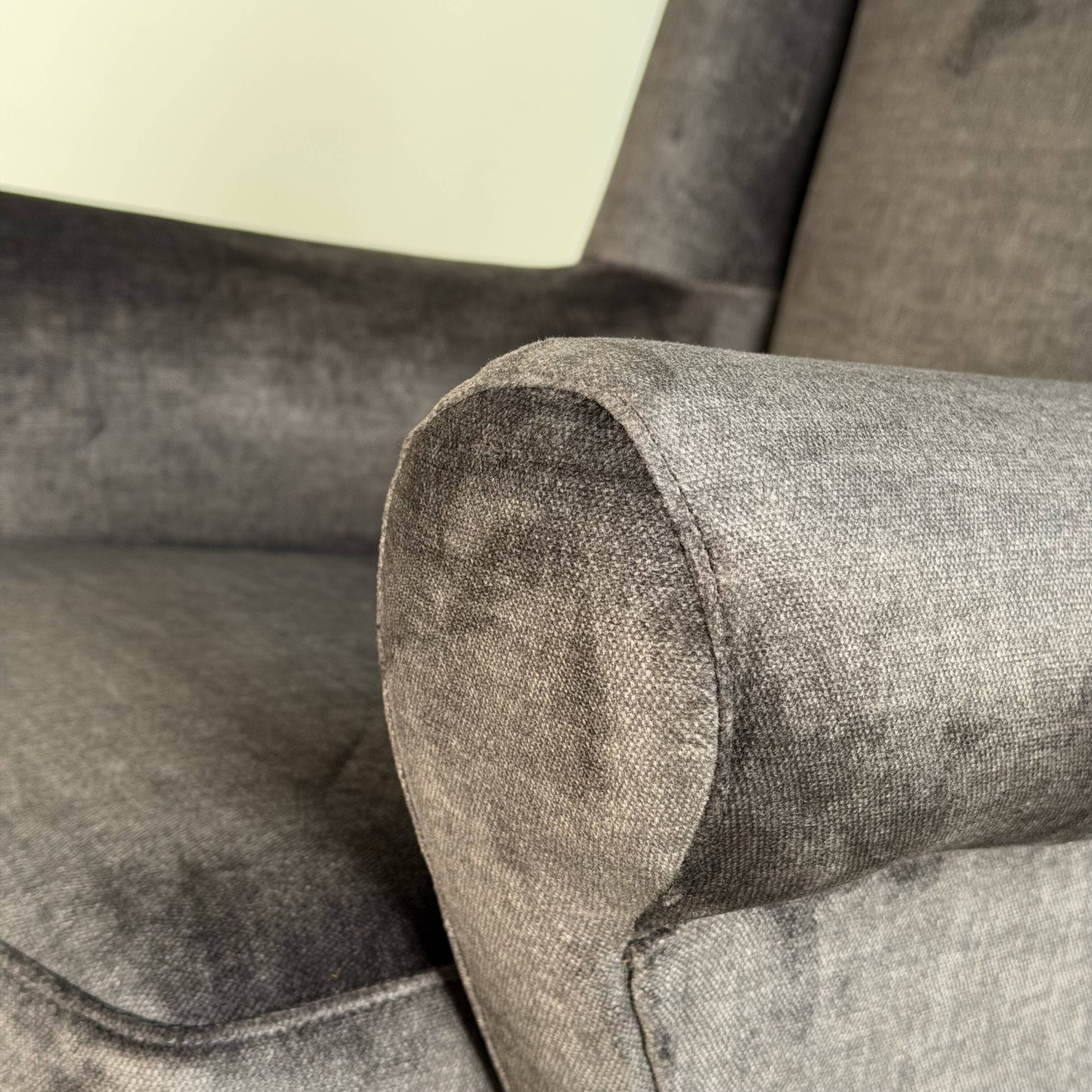 Pair of Italian Armchairs Attributed to Gio Ponti for ISA Bergamo, 1950s