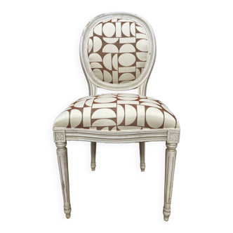 Medallion chair