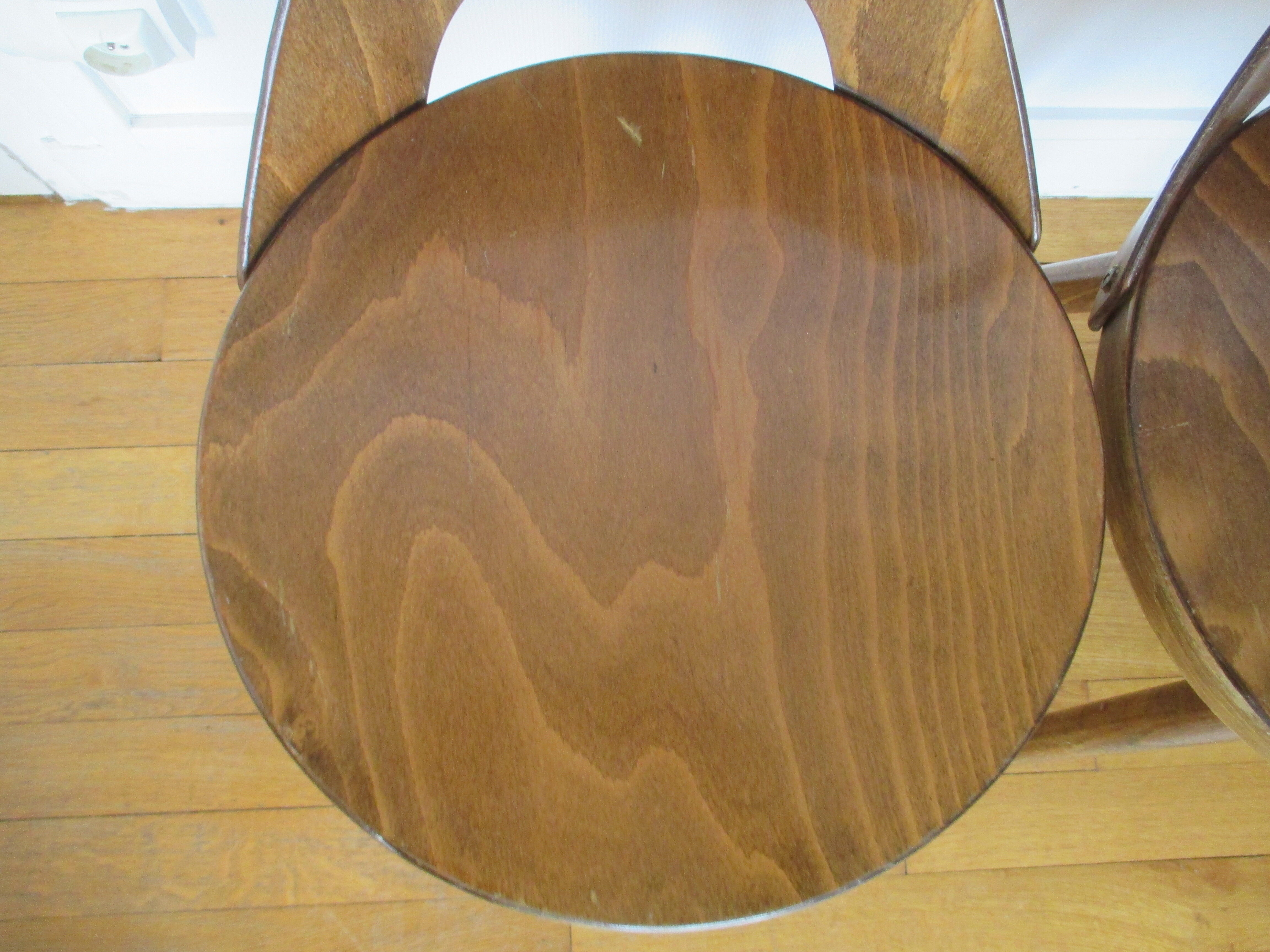 3 Trefle Bistrot Baumann chairs