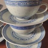 11 cups and saucers in vintage Chinese porcelain