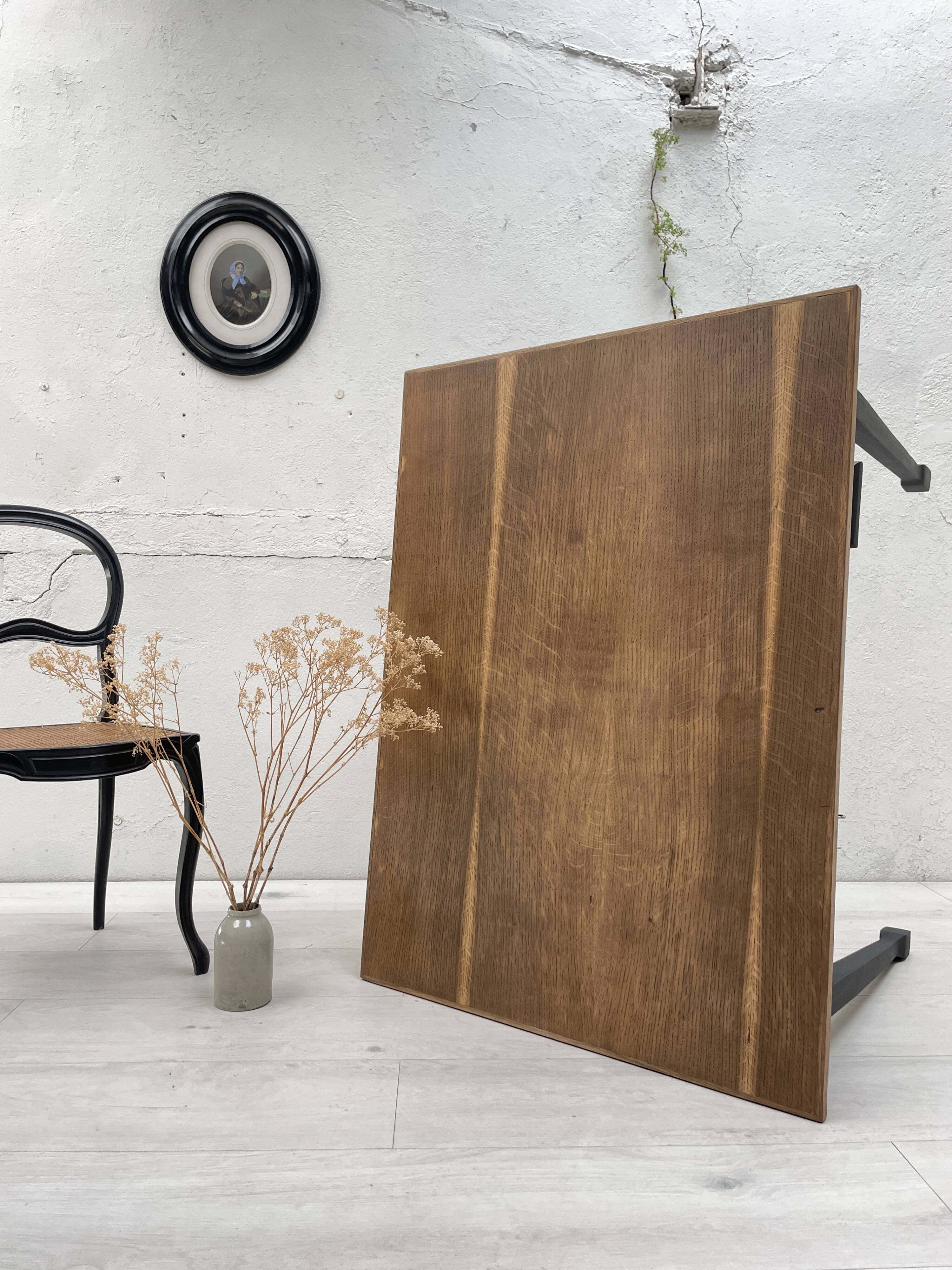 Bureau en bois peint