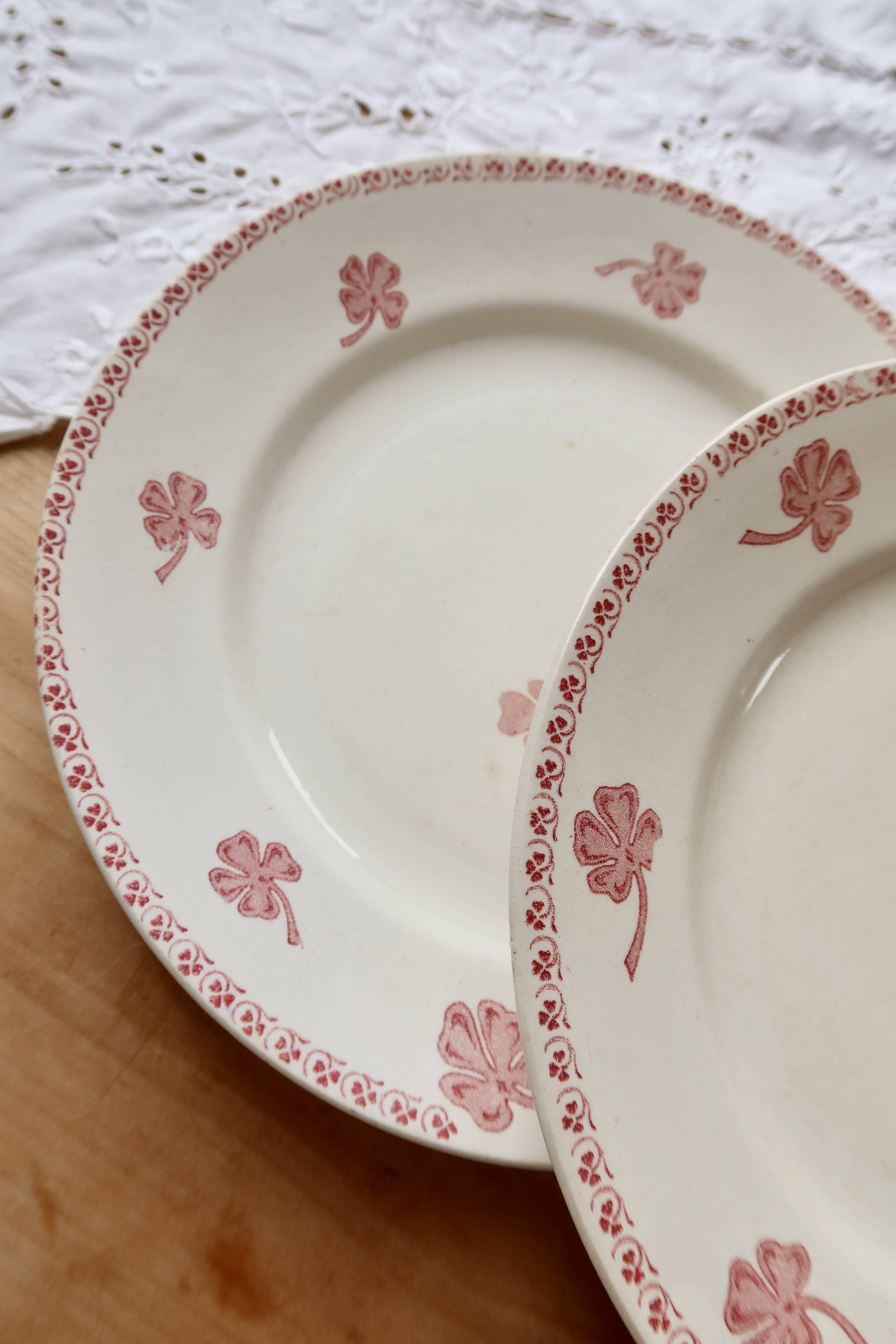 4 flat plates red earthenware Lunéville "Lucien"