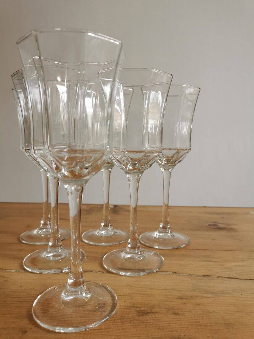Service of 6 wine glasses Luminarc France