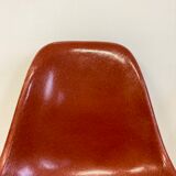 Pair of chairs by Charles & Ray Eames