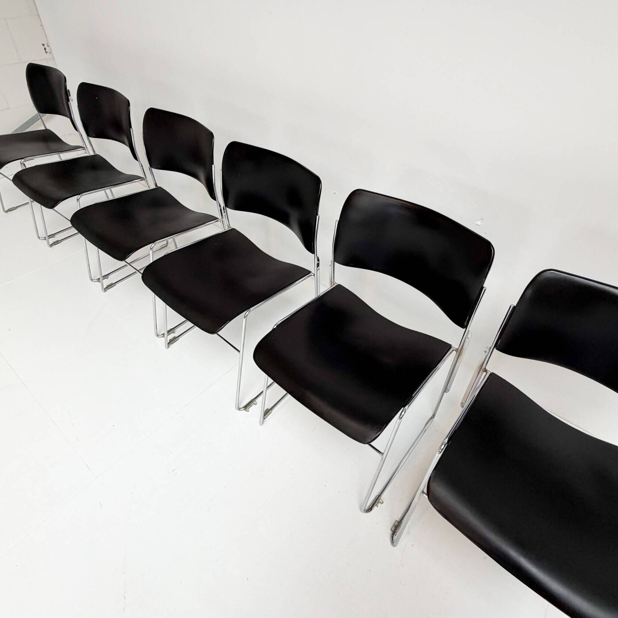 Set of 6 stacking chairs by David Rowland for HOWE, 1968