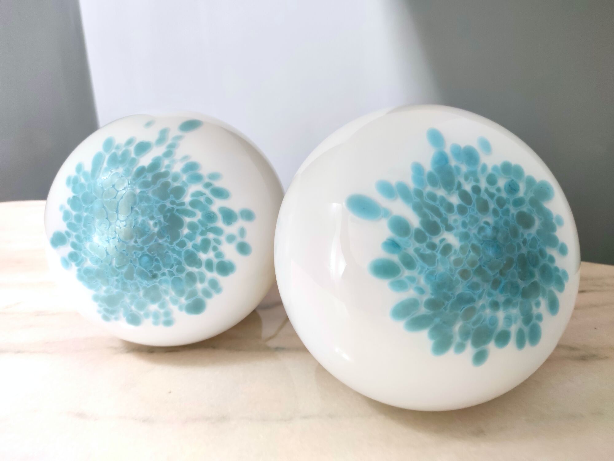 Pair of Postmodern White and Light Blue Murano Glass Table Lamps, Italy