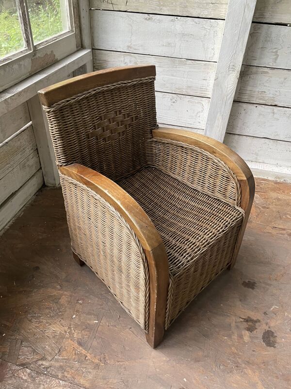 Fauteuil en rotin pour enfant
